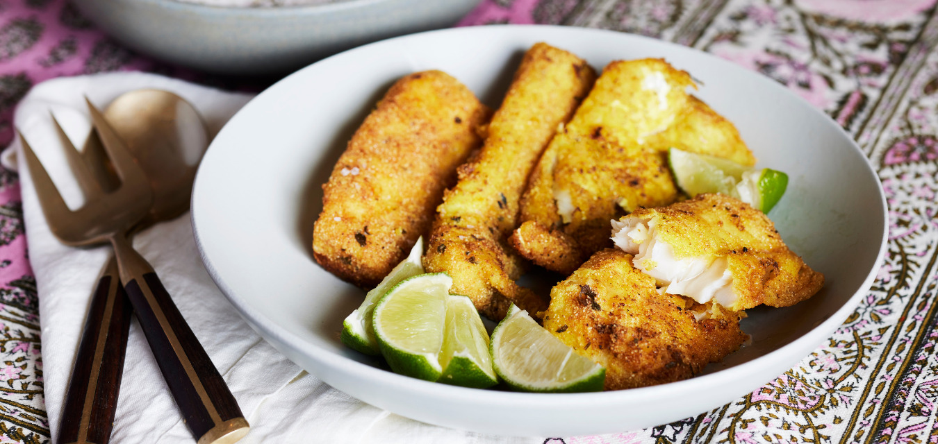 Crispy fried fish, or mahi sorkh kardeh