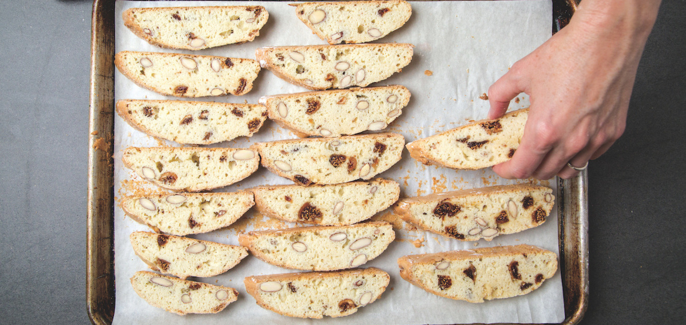 How to make biscotti step 5: arranging biscotti for second baking