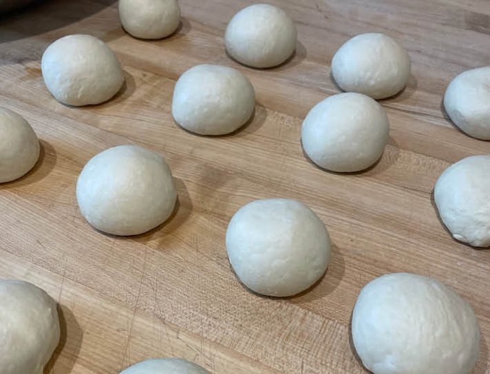 Balls of proofed laffa dough