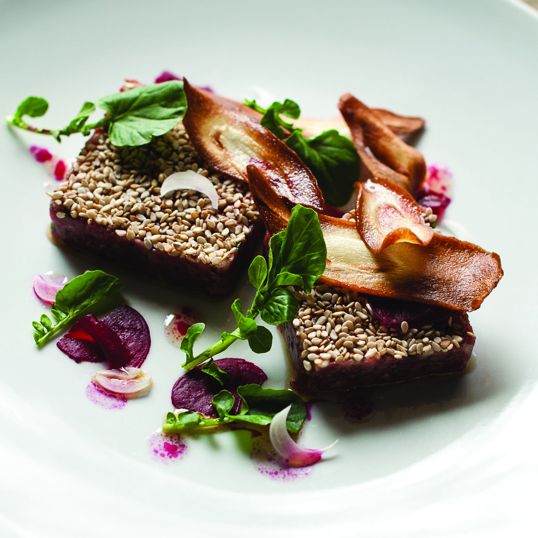 enison-tartare-with-toasted-benne-seeds