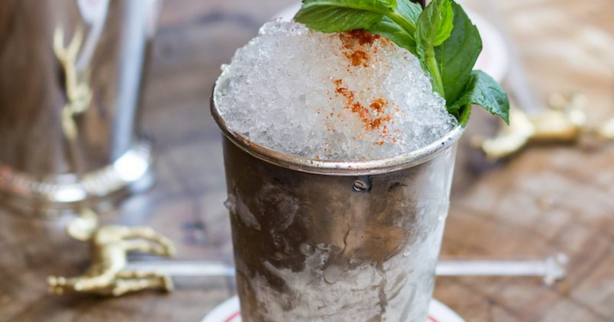 Woodford julep with crushed ice