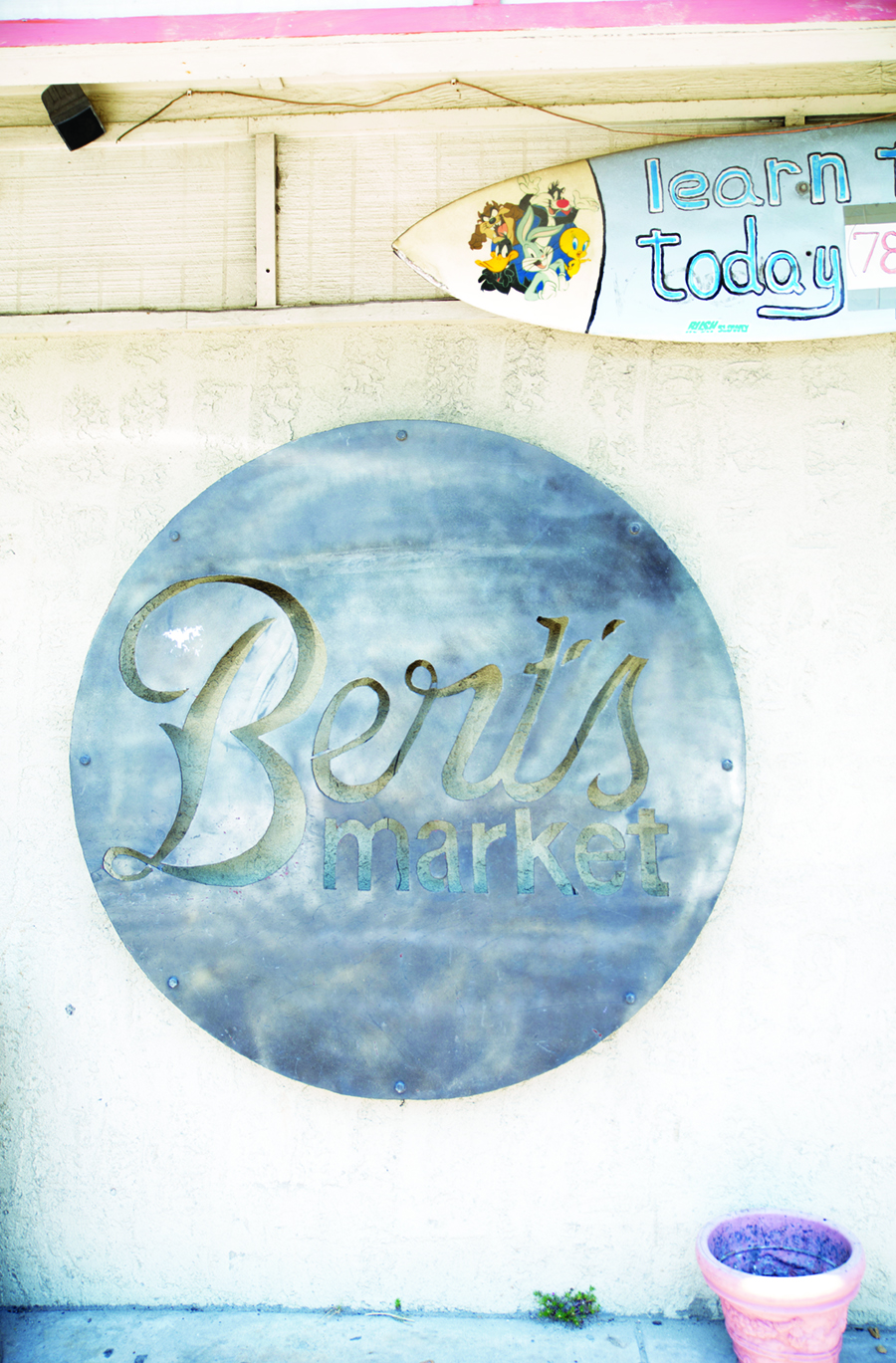 Berts Market sign on Folly Beach