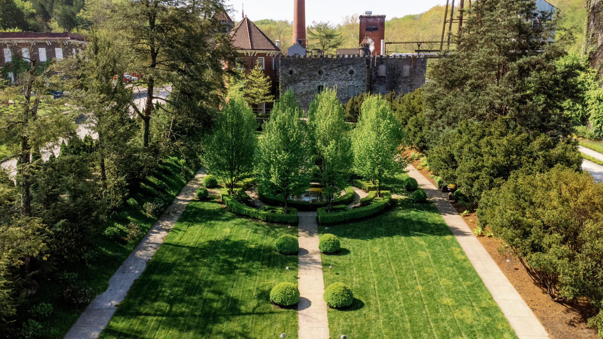 The gardens of Castle and Key distillery