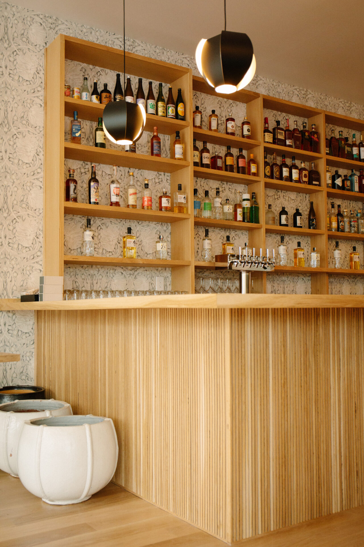 Ensō interior shot of bar