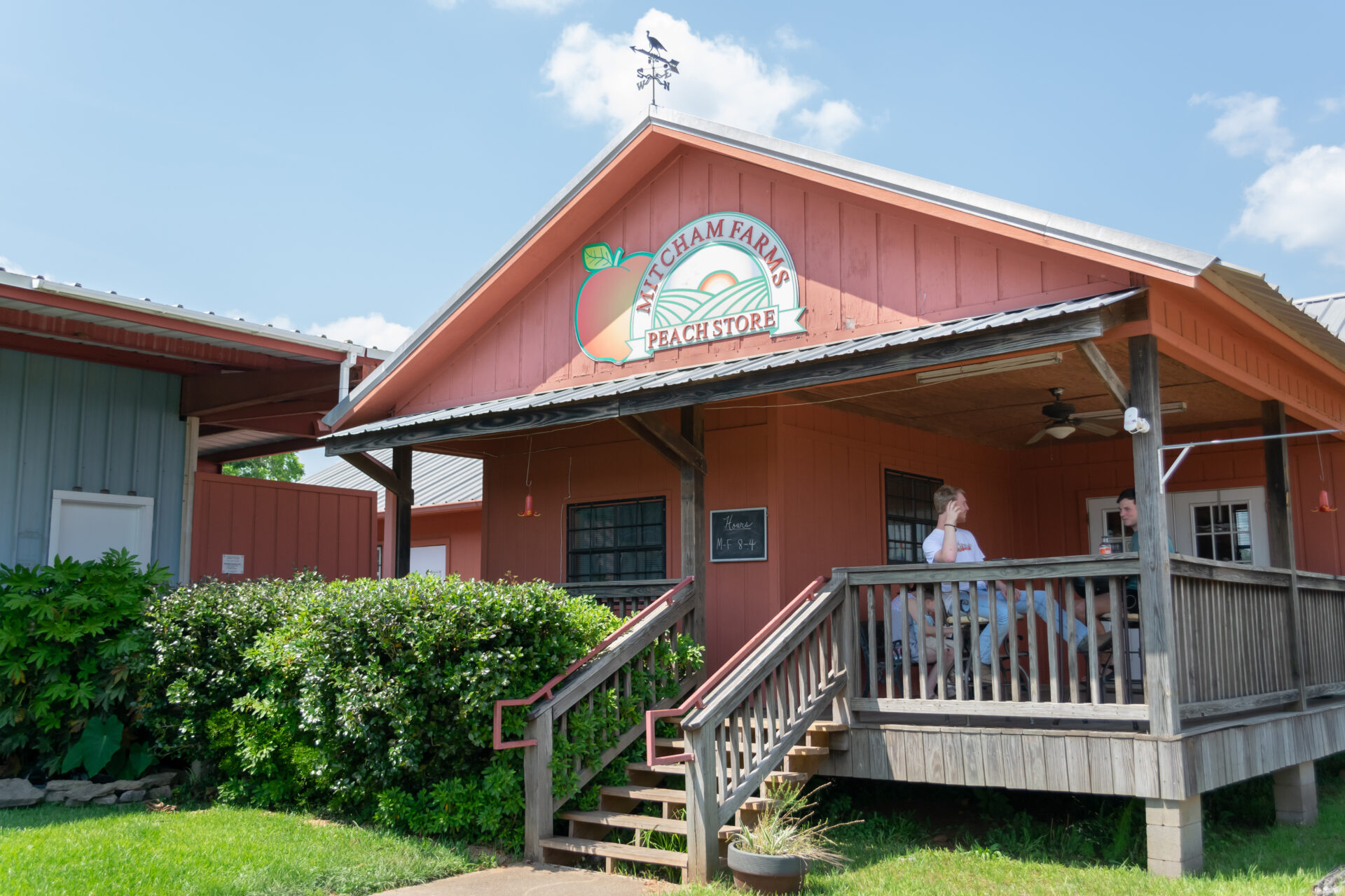 Mitcham Farms Peach Store