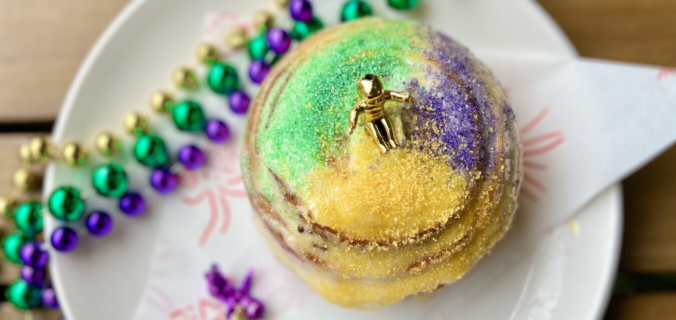 King cake cinnamon rolls