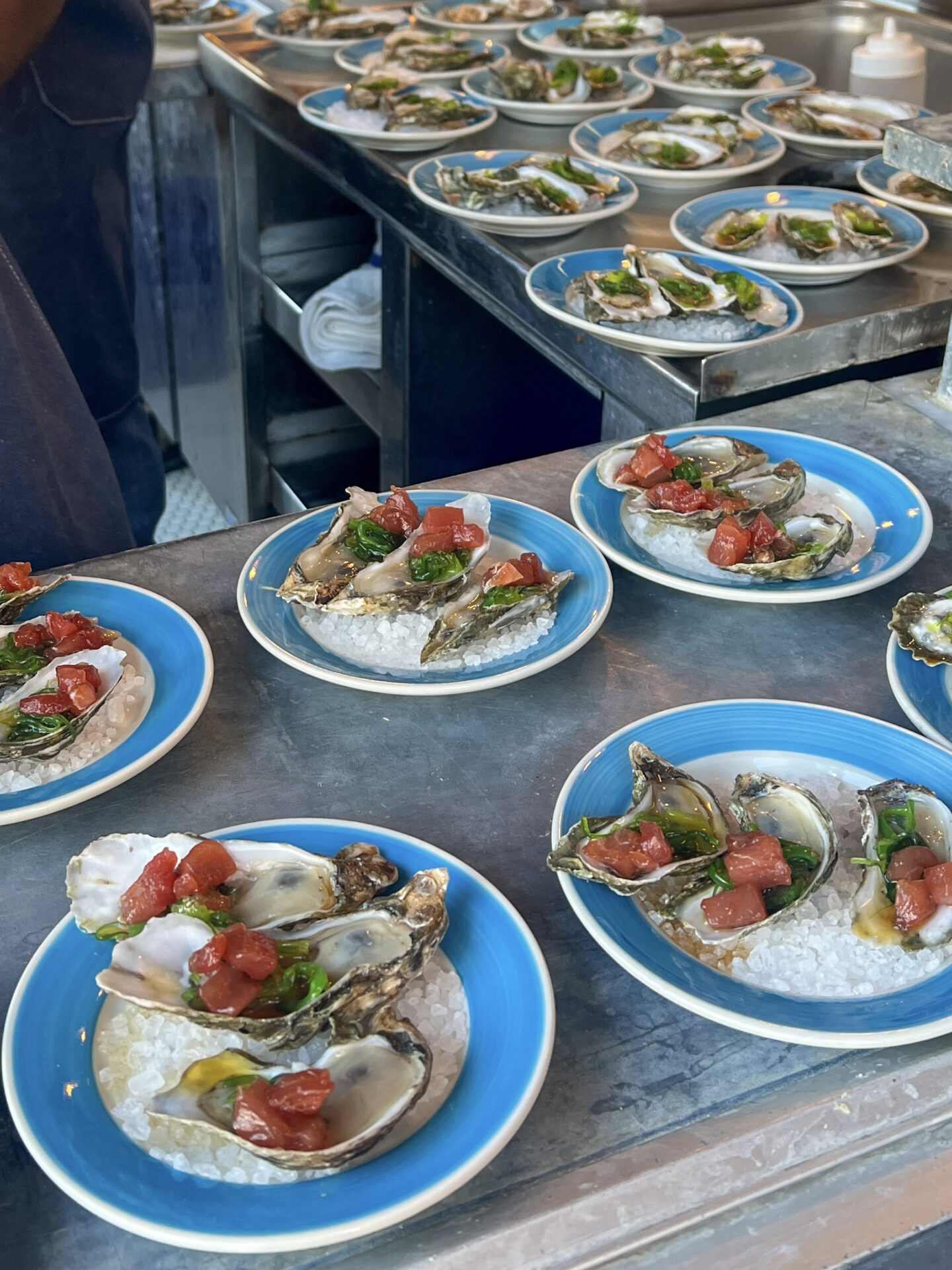 Media Lunch Oysters