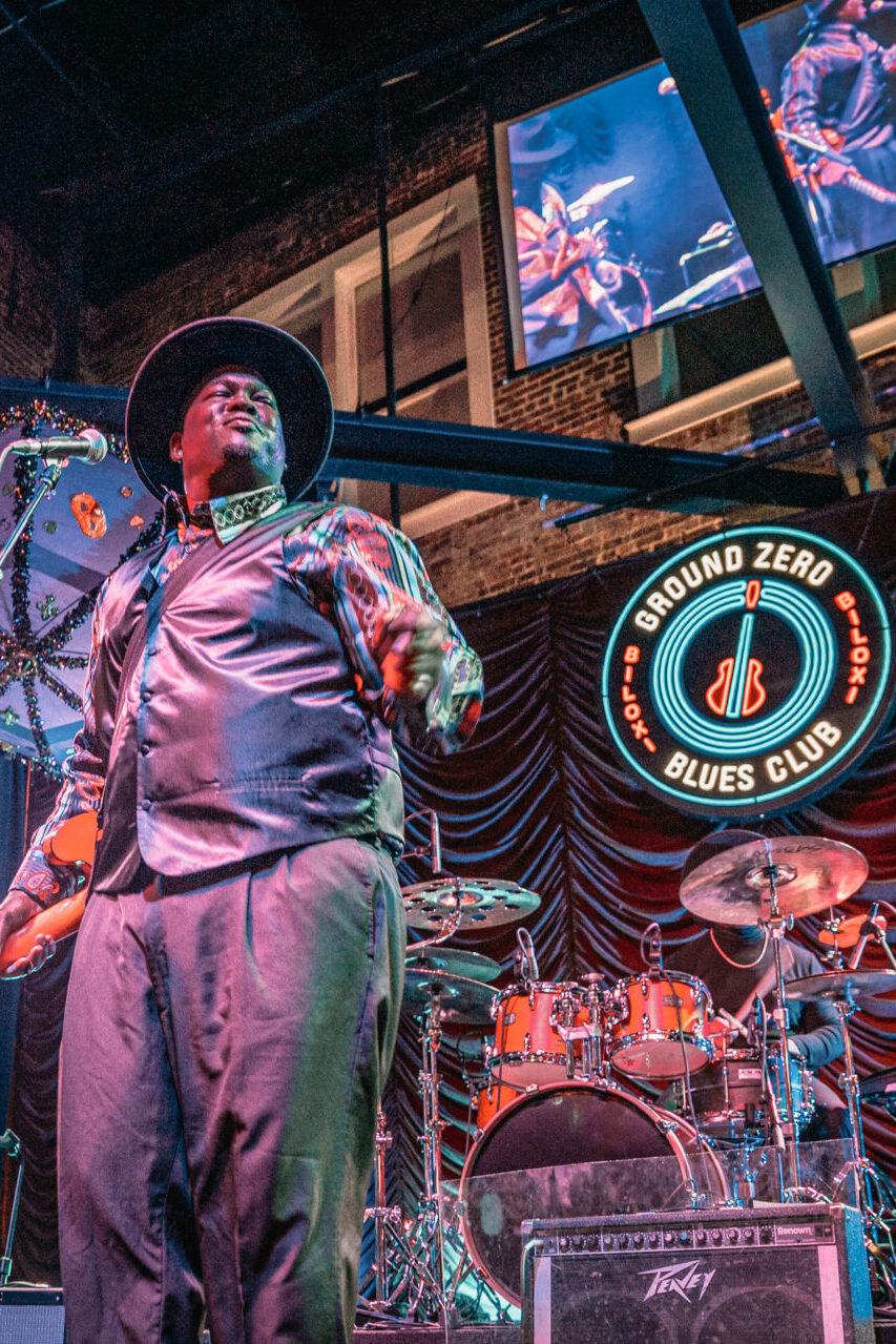 Guitar player on stage at the Mississippi live music venue, Ground Zero Blues Club in Bolixi.