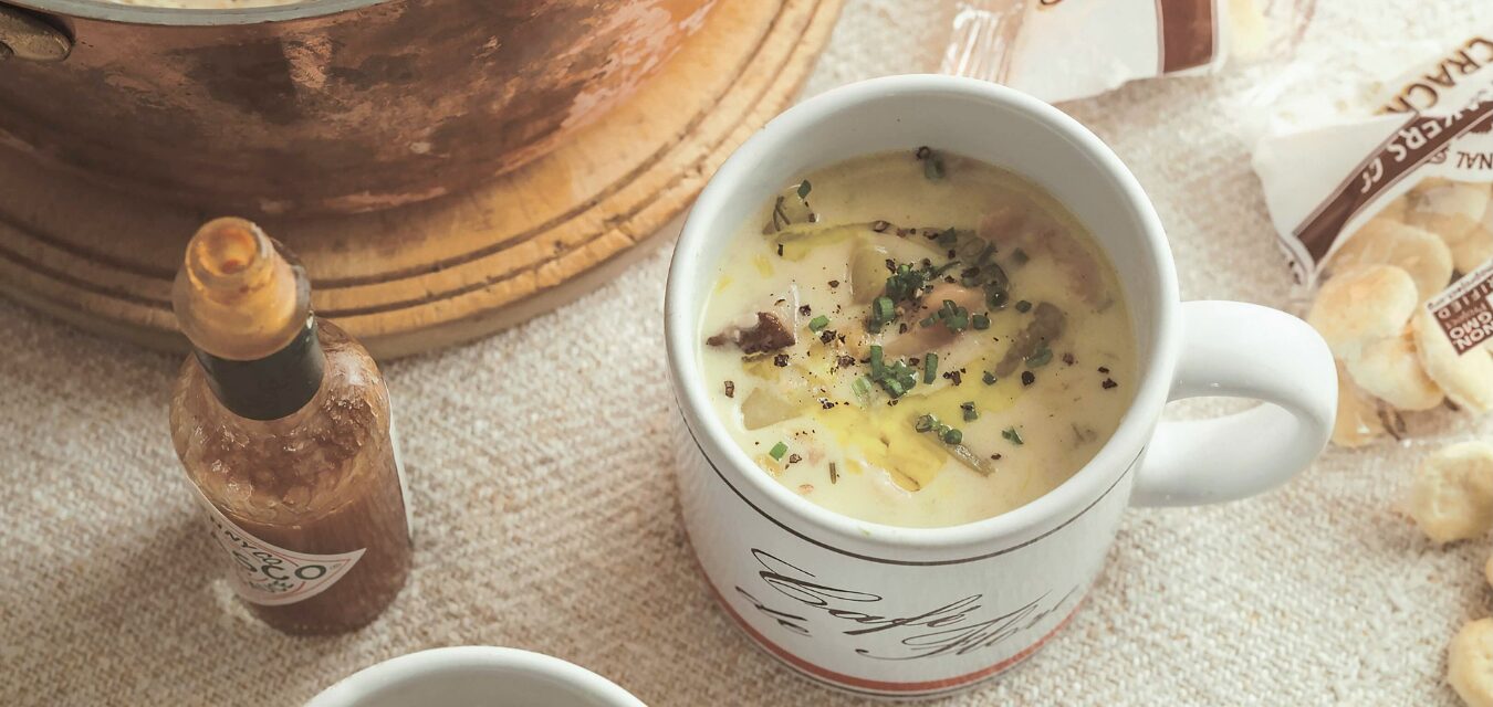 Clam chowder in a cup