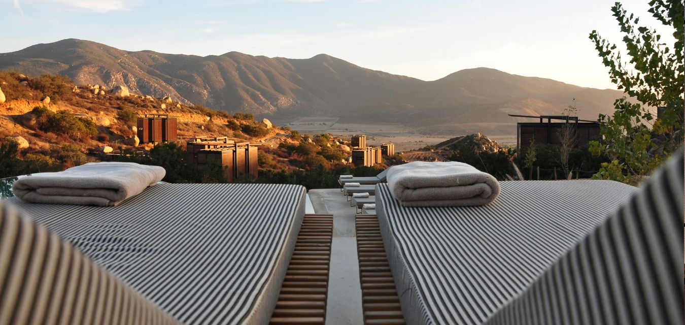 Hotel spa roundup featured image courtesy of Manuel Moreno Unsplash