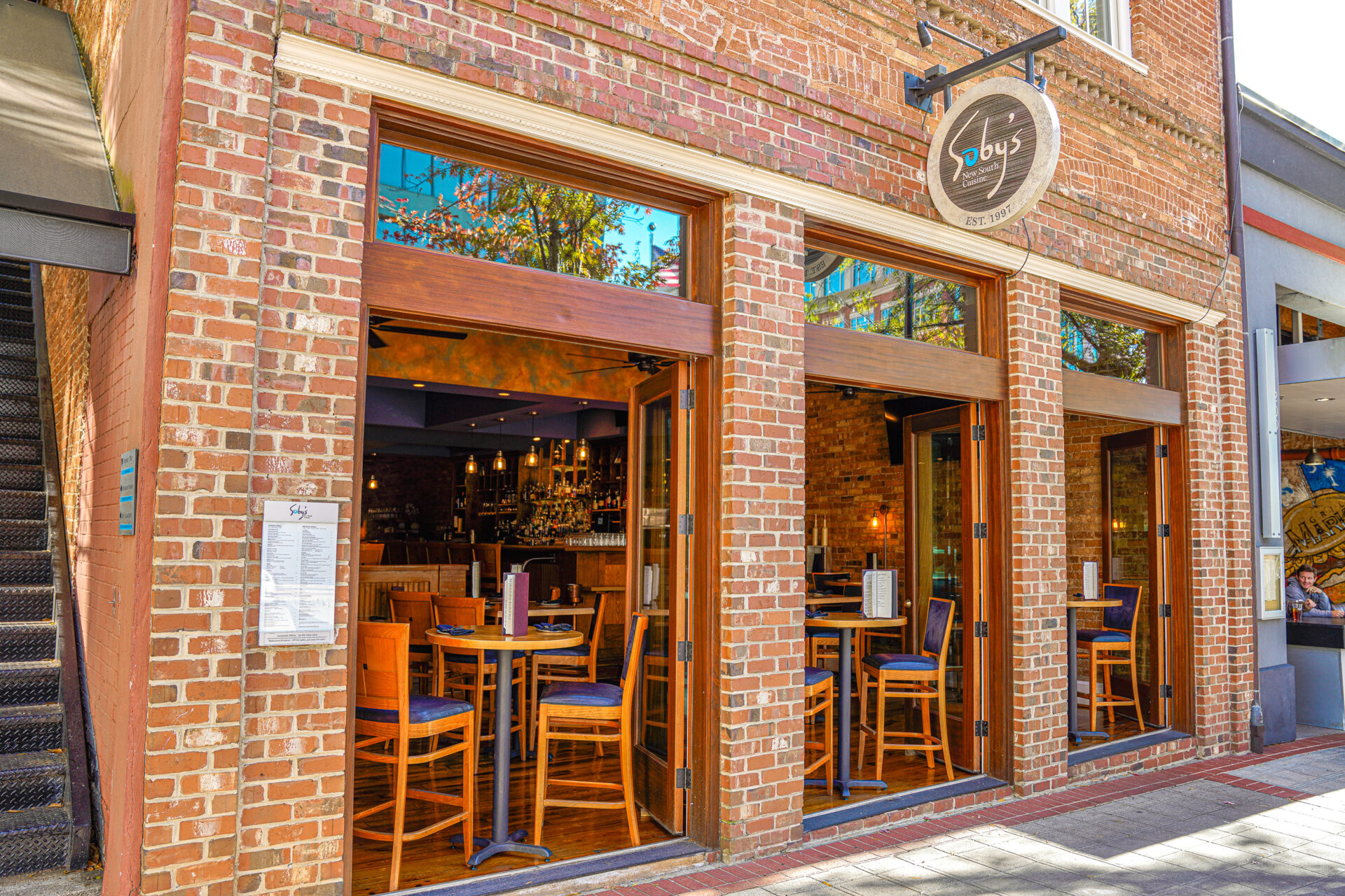 Soby's Exterior