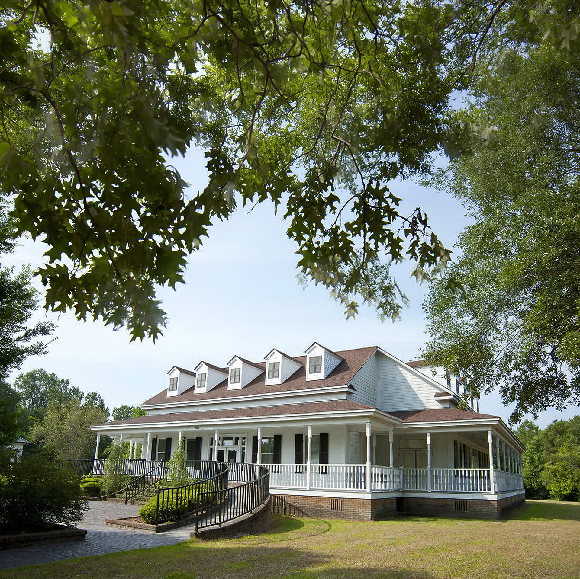 Berkley Co Museum Exterior